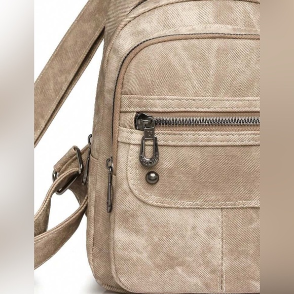 New Crossbody Bag, Chest Bag, Backpack - Picture 5 of 6